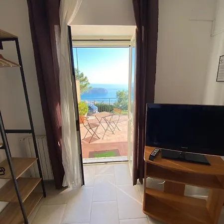 Saracinello Apartment *